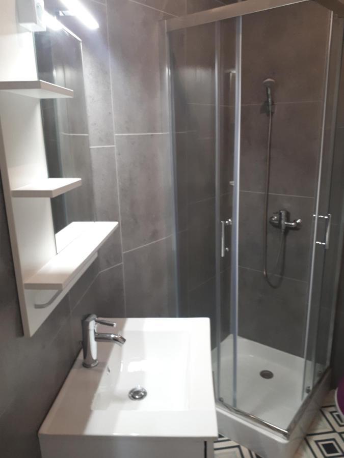 Rent4Night Grenoble Aigle Exterior foto